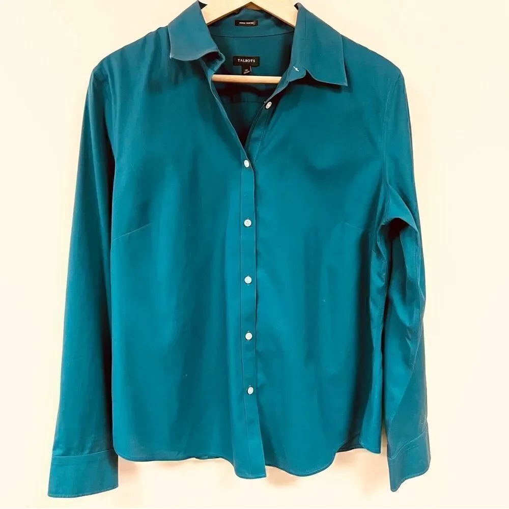 👠Talbots aqua colored wrinkle resistant button down 14